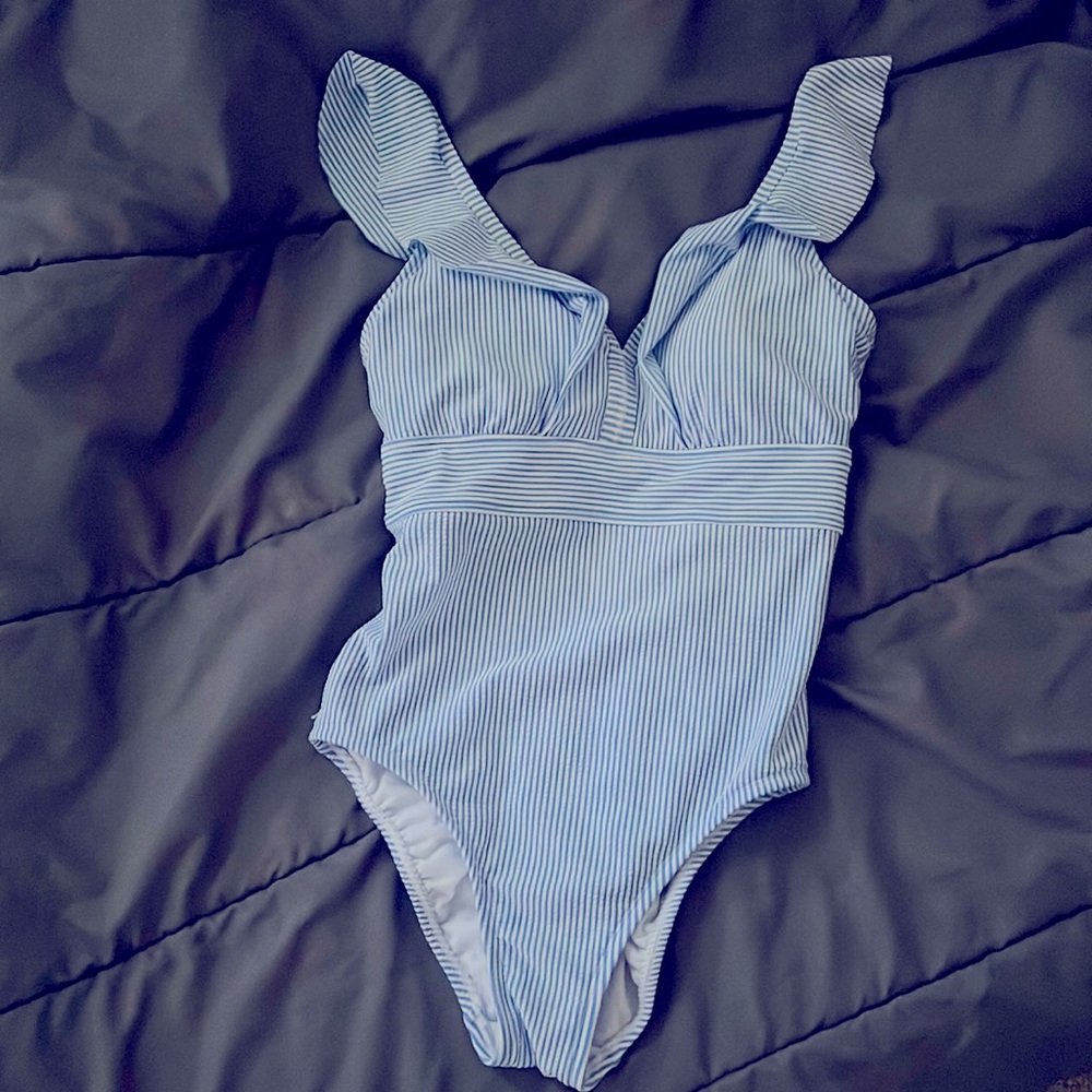 Swimsuit M (8-10)